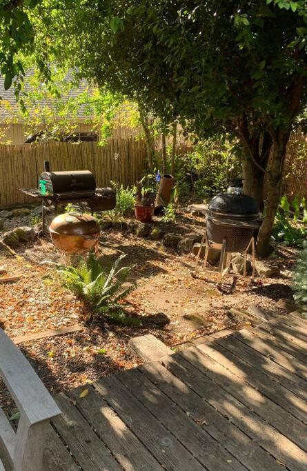 Southeast Portland Comfy & Eclectic Craftsman Home المظهر الخارجي الصورة