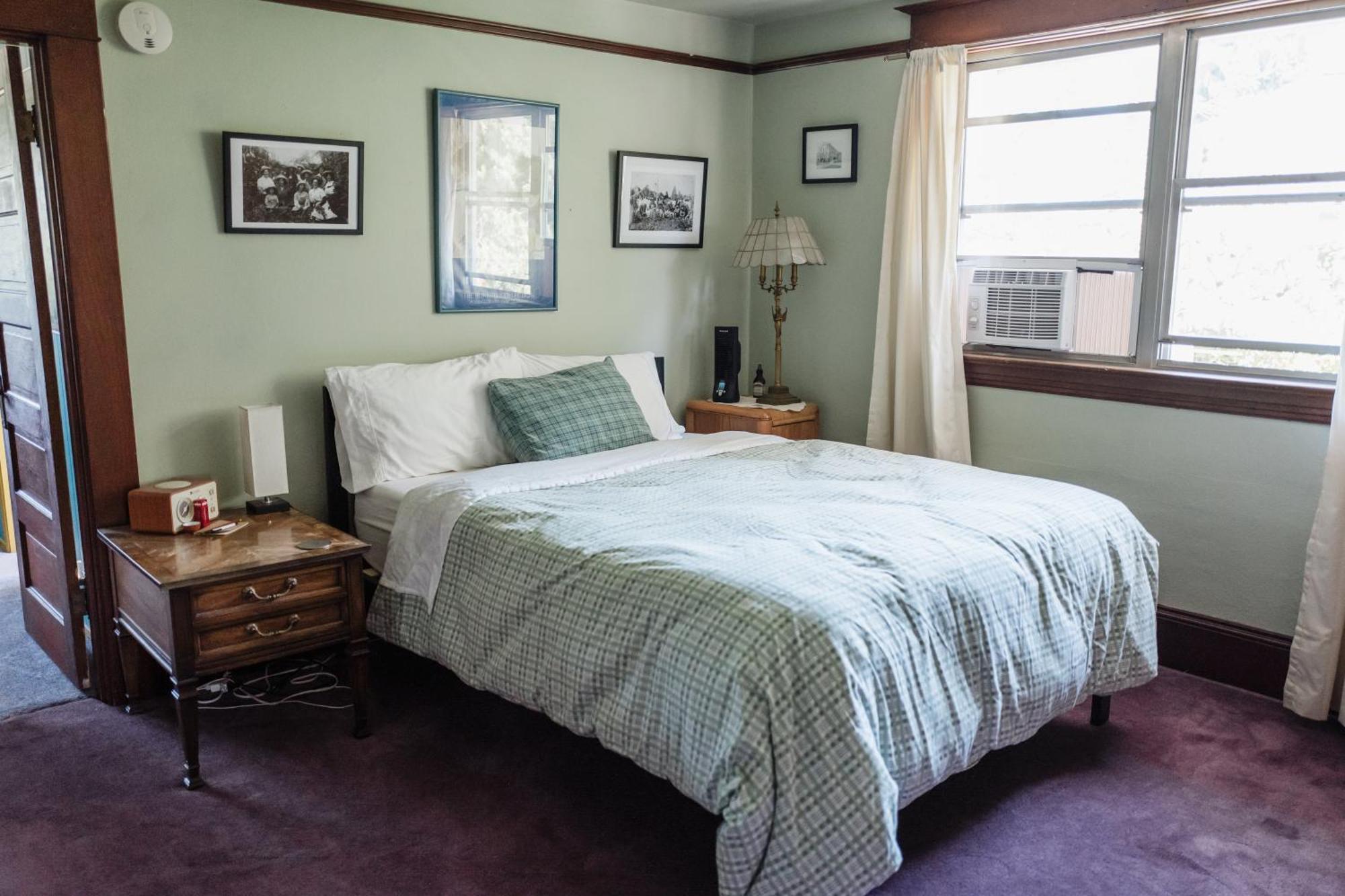 Southeast Portland Comfy & Eclectic Craftsman Home المظهر الخارجي الصورة